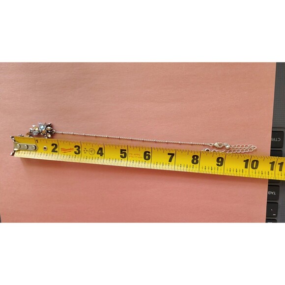 Avon Sparkling Floral Necklace Statement Jewelry Silver Tone Crystal Boxed Gift - Picture 6 of 16